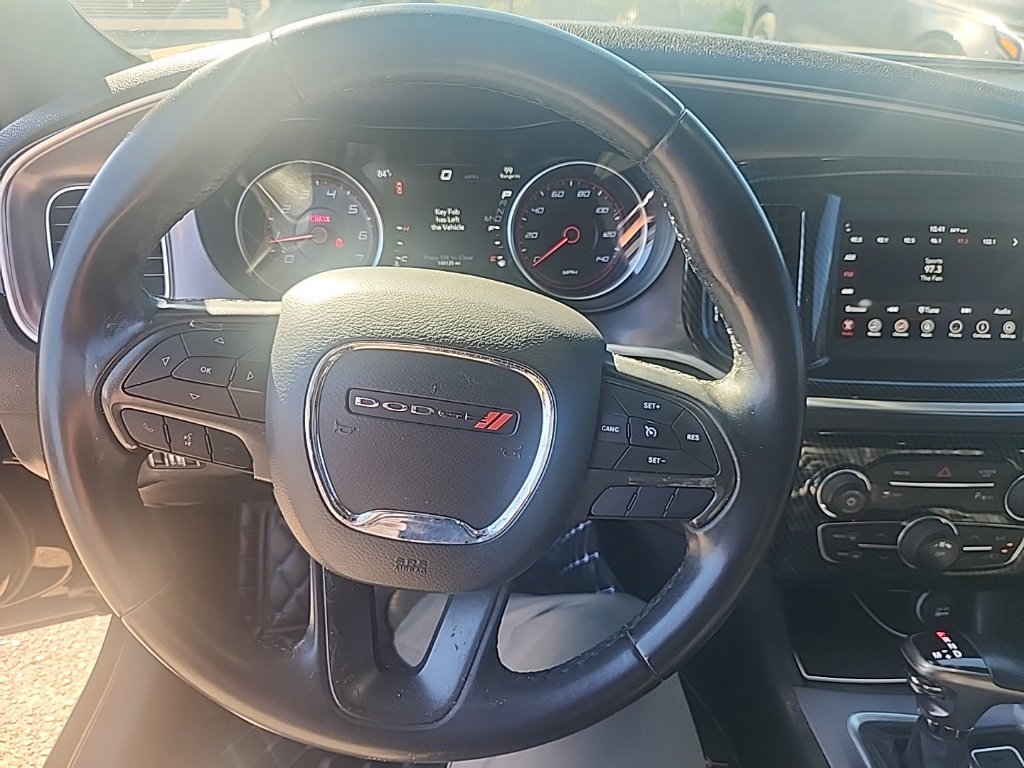 Used 2019 Dodge Charger SXT RWD image 21