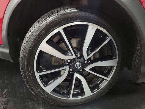 Used 2018 Nissan Rogue Sport SL w/ SL Premium Package AWD/4WD image 11