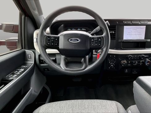 Used 2024 Ford F250 XL w/ STX Appearance Package AWD/4WD image 6