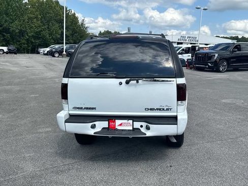 Used 2002 Chevrolet Blazer LS w/ Preferred Equipment Group RWD image 5