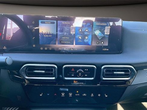 New 2026 Nissan Sentra SV w/ SV Convenience Package image 6