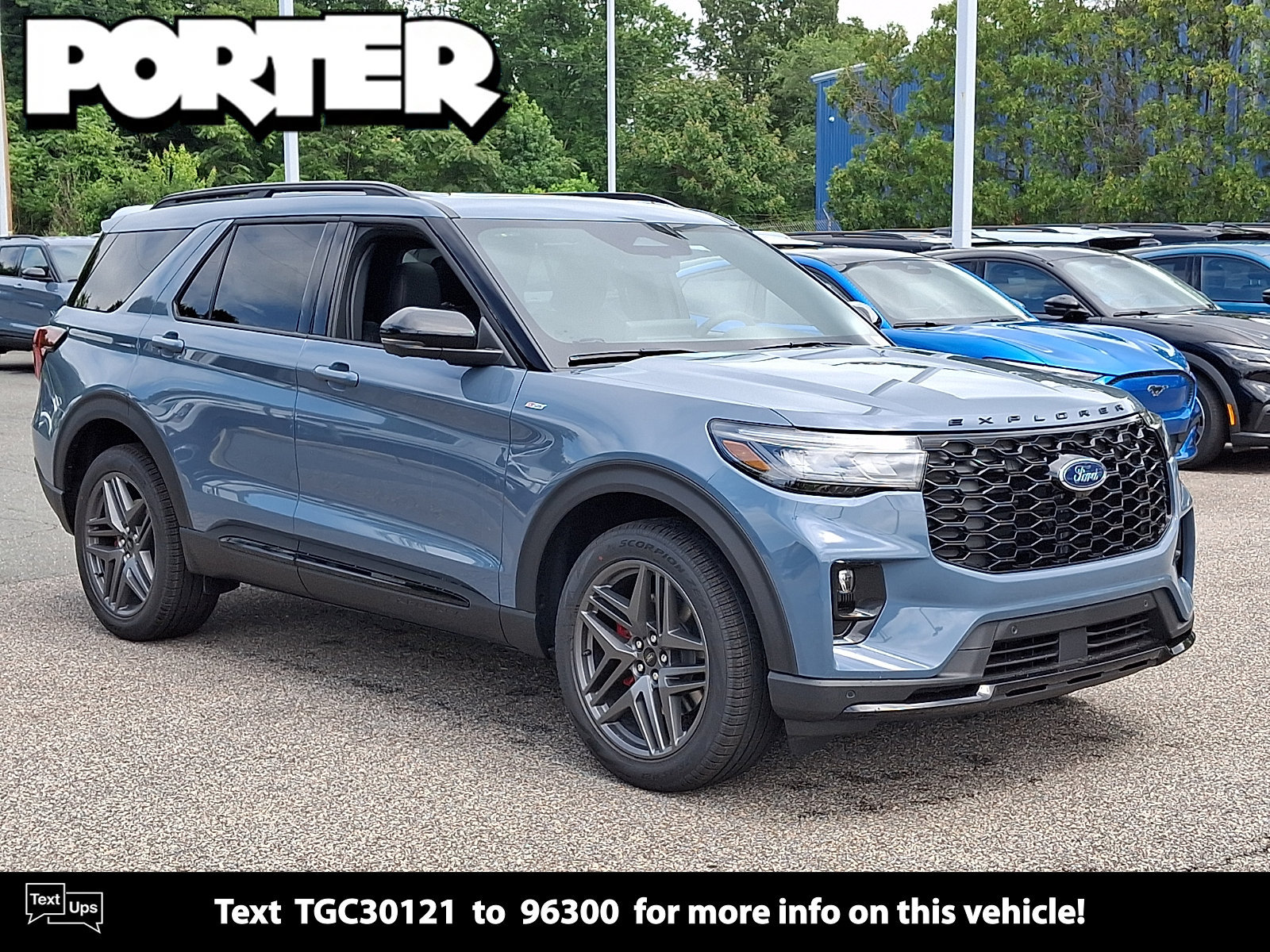 New 2026 Ford Explorer ST-Line w/ ST-Line Street Pack AWD/4WD image 1