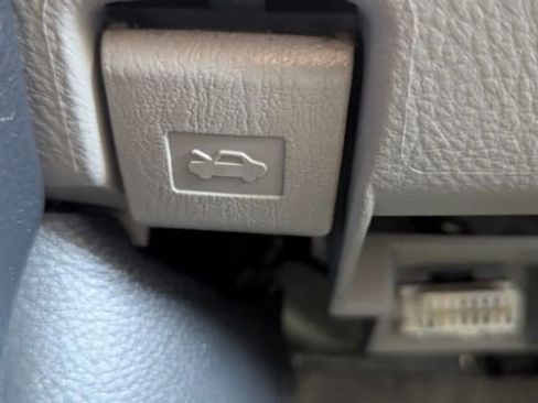 Used 2008 Toyota RAV4 Sport image 31