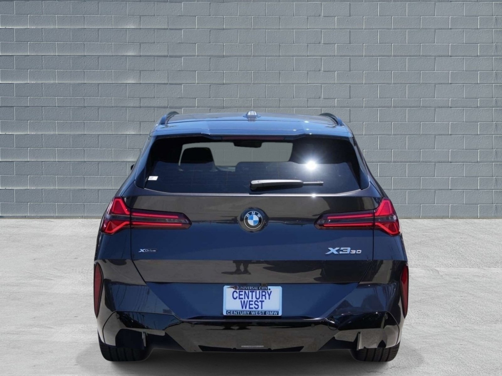 Used 2026 BMW X3 xDrive30i w/ M Sport Package AWD/4WD image 4