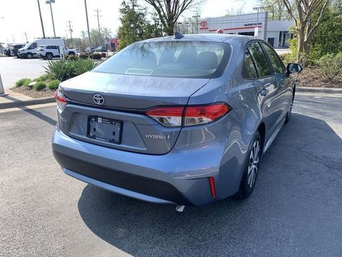 Certified 2021 Toyota Corolla LE image 8