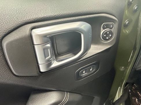 Used 2023 Jeep Wrangler Unlimited Sahara w/ Cold Weather Group AWD/4WD image 16