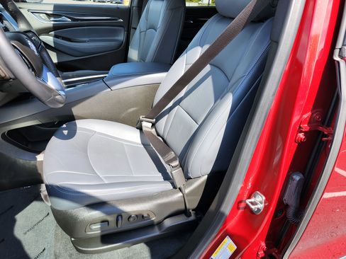 Used 2023 Buick Enclave Premium w/ Experience Buick Package image 18