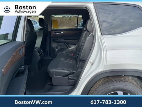 New 2026 Volkswagen Atlas SE image 10