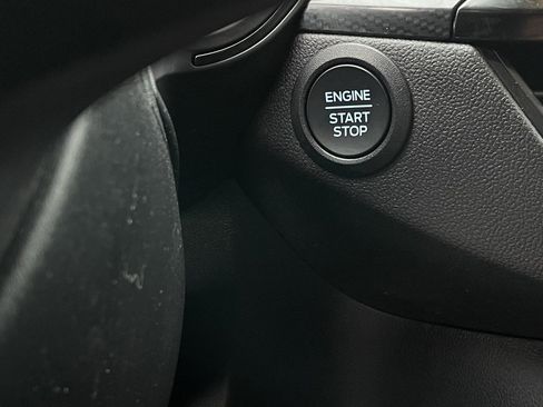 Used 2025 Ford Escape ST-Line Select image 16