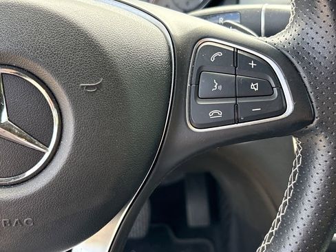 Used 2017 Mercedes-Benz GLA 250 image 20