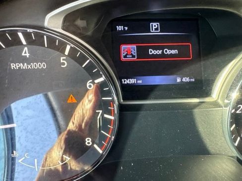 Used 2017 Nissan Altima 2.5 S w/ Power Driver Seat Package FWD image 6