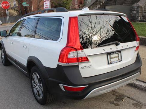 Used 2015 Volvo XC70 3.2 Premier Plus image 5