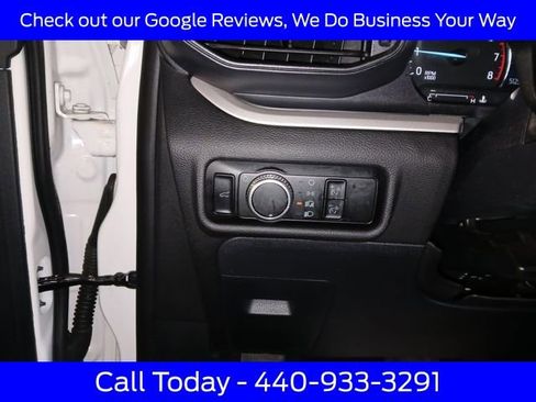 Used 2023 Ford Explorer XLT image 30