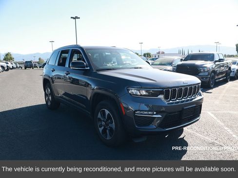 Used 2023 Jeep Grand Cherokee 4xe image 8