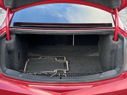 Used 2013 Cadillac XTS Premium image 9