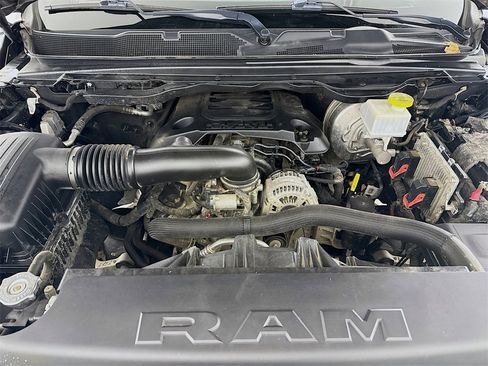 Used 2019 RAM 1500 Laramie image 29