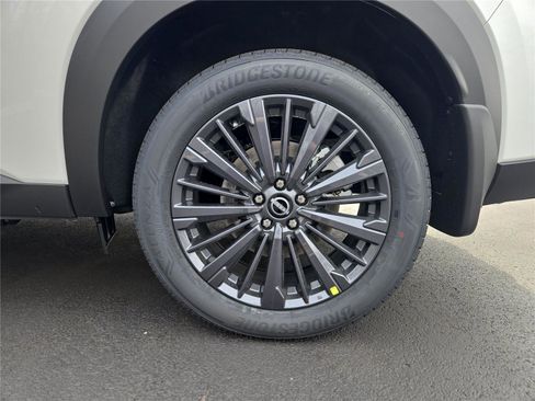 New 2026 Nissan Pathfinder SL w/ SL Premium Package AWD/4WD image 9