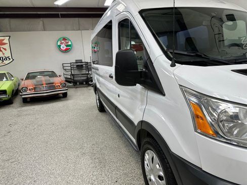 Used 2017 Ford Transit 350 XLT image 39