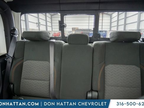 Used 2021 Jeep Gladiator Mojave w/ Cold Weather Group AWD/4WD image 22
