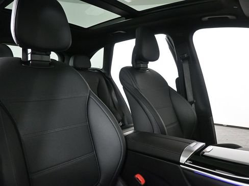 Certified 2026 Mercedes-Benz GLC 300 image 21