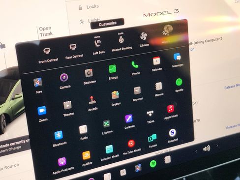 Used 2023 Tesla Model 3 Standard Range image 27