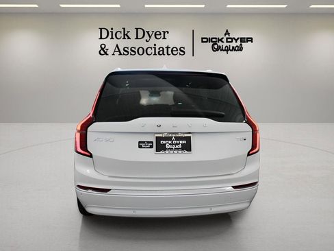 New 2026 Volvo XC90 T8 Plus w/ Protection Package Premier image 2
