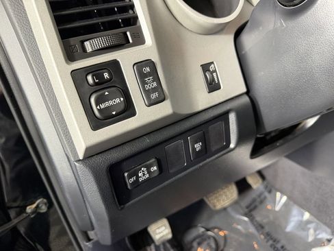 Used 2008 Toyota Tundra 4x4 Double Cab image 37