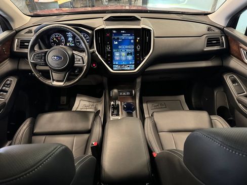 Used 2024 Subaru Ascent Touring AWD/4WD image 9