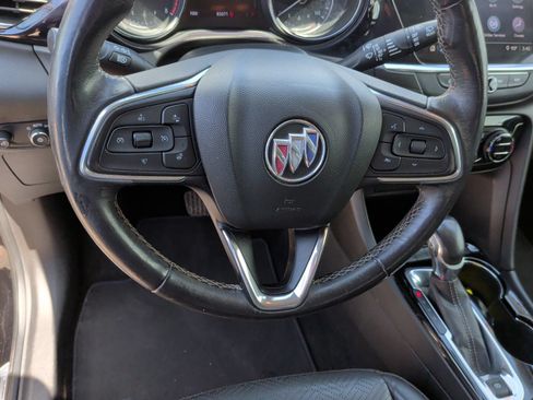 Used 2021 Buick Encore GX Essence FWD image 27
