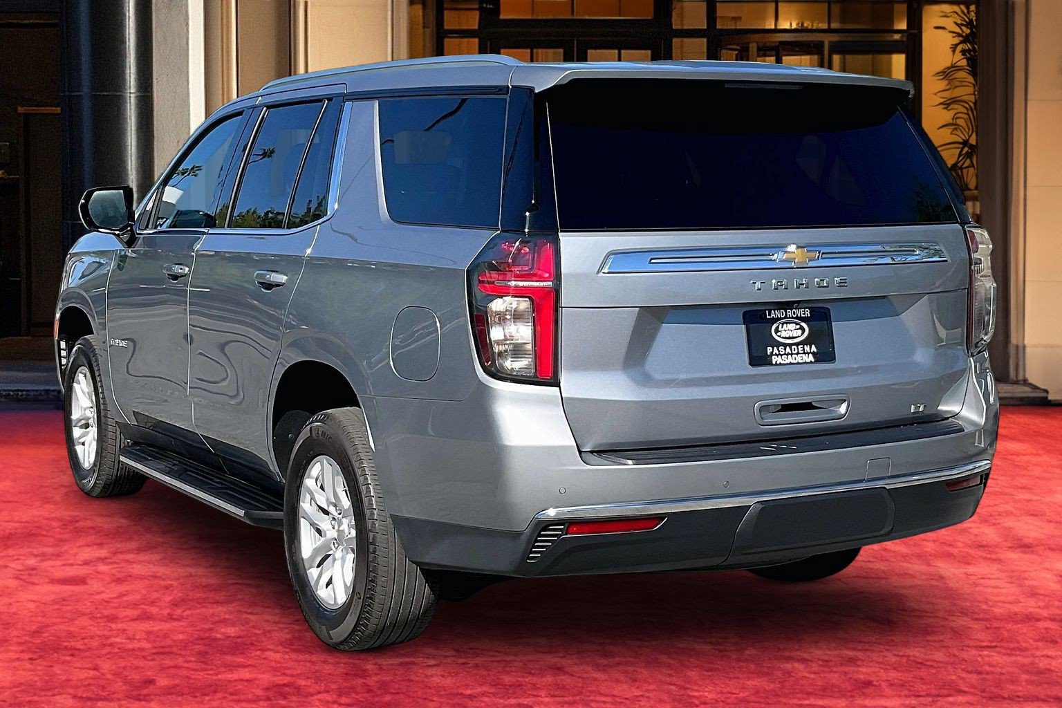 Used 2024 Chevrolet Tahoe LT RWD image 11