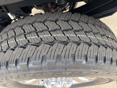 Used 2024 Ford F250 Lariat w/ Lariat Ultimate Package image 24