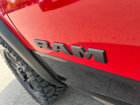 Used 2024 RAM 2500 Rebel AWD/4WD image 32