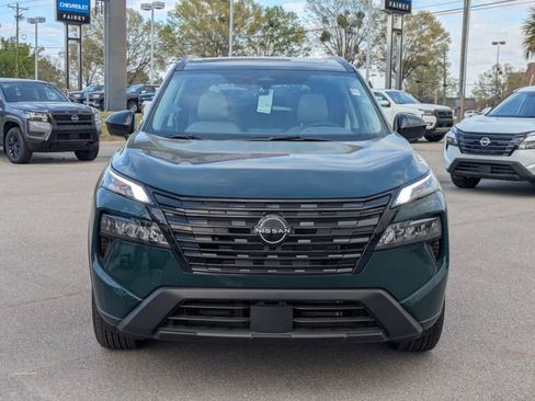 New 2026 Nissan Rogue SV FWD image 8