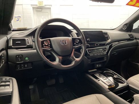Used 2022 Honda Passport Elite image 12