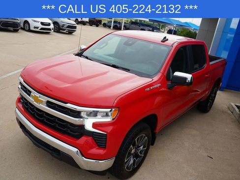Used 2023 Chevrolet Silverado 1500 LT AWD/4WD image 15