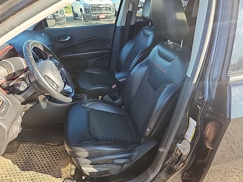 Used 2018 Jeep Compass Trailhawk AWD/4WD image 29