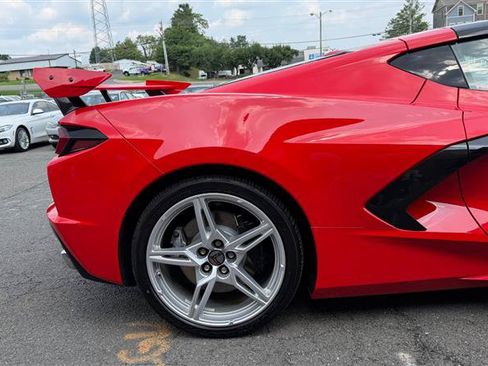Used 2023 Chevrolet Corvette Stingray Preferred Cpe w/ Z51 Performance Package RWD image 5