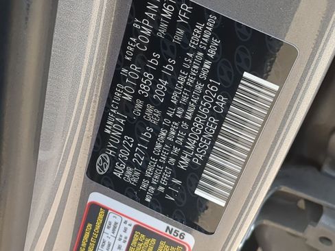 Used 2024 Hyundai Elantra SEL image 37