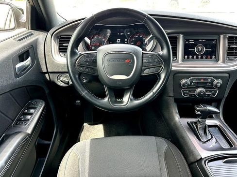 Used 2022 Dodge Charger SXT w/ Blacktop Package image 21