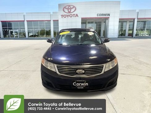 Used 2010 Kia Optima LX w/ Convenience Pkg image 3