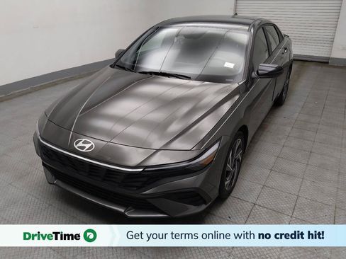 Used 2025 Hyundai Elantra Sport w/ Cargo Package FWD image 1