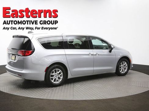 Used 2023 Chrysler Voyager LX FWD image 41