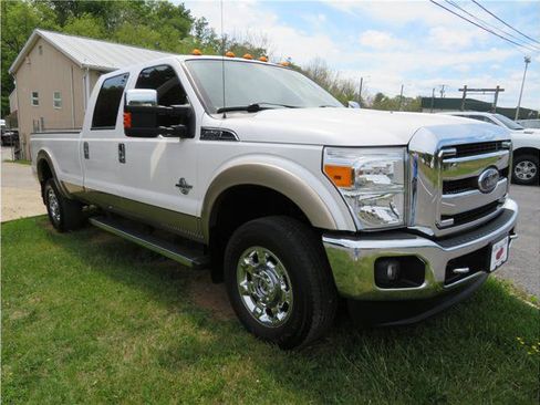 Used 2014 Ford F350 Lariat w/ Lariat Ultimate Package AWD/4WD image 15