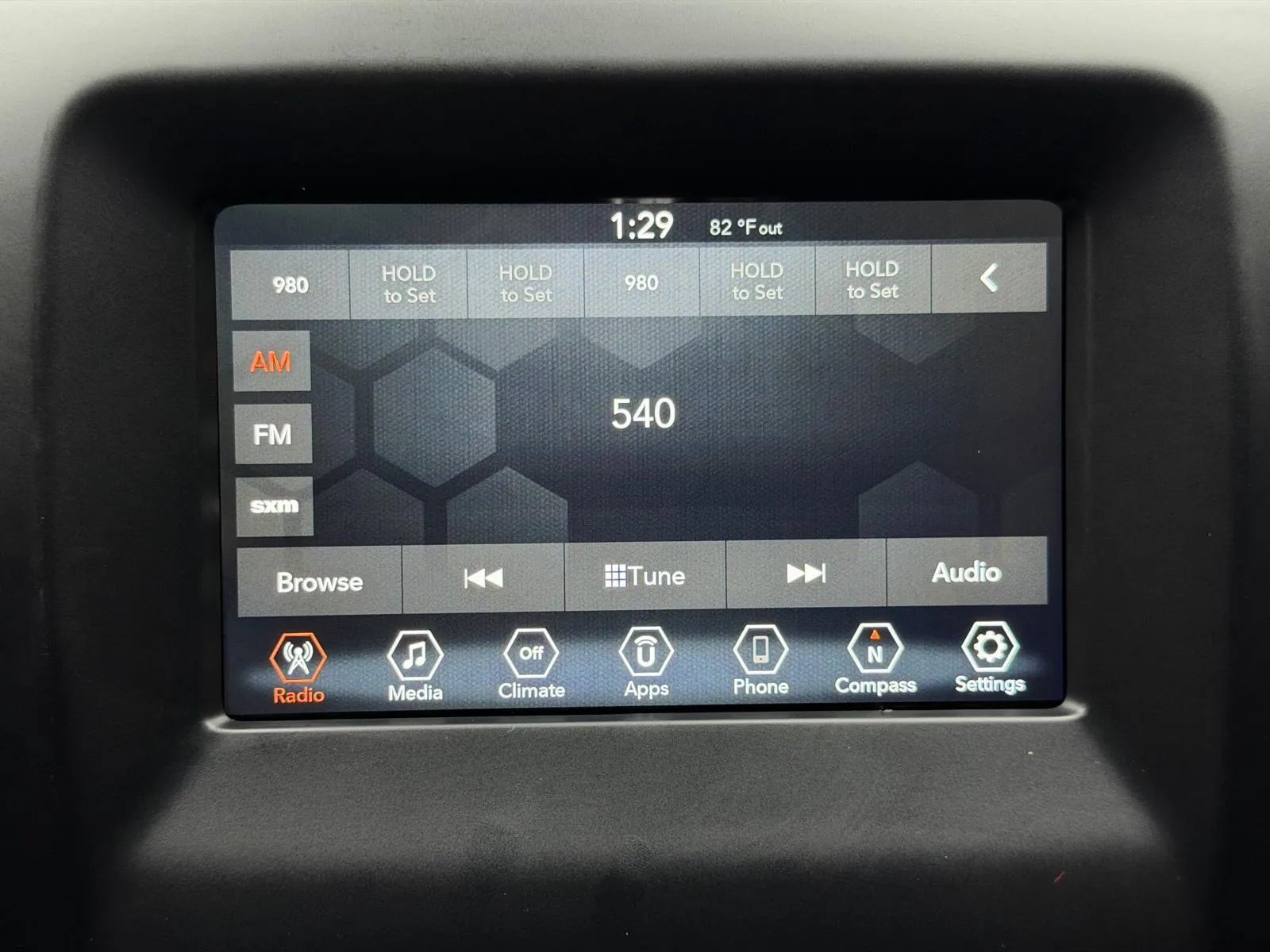 Used 2020 Jeep Compass Latitude FWD image 38