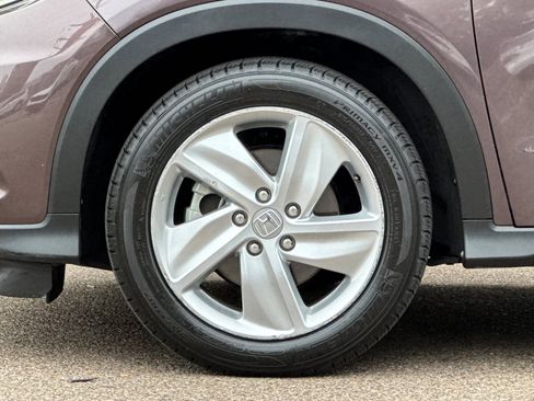 Used 2019 Honda HR-V EX-L image 11