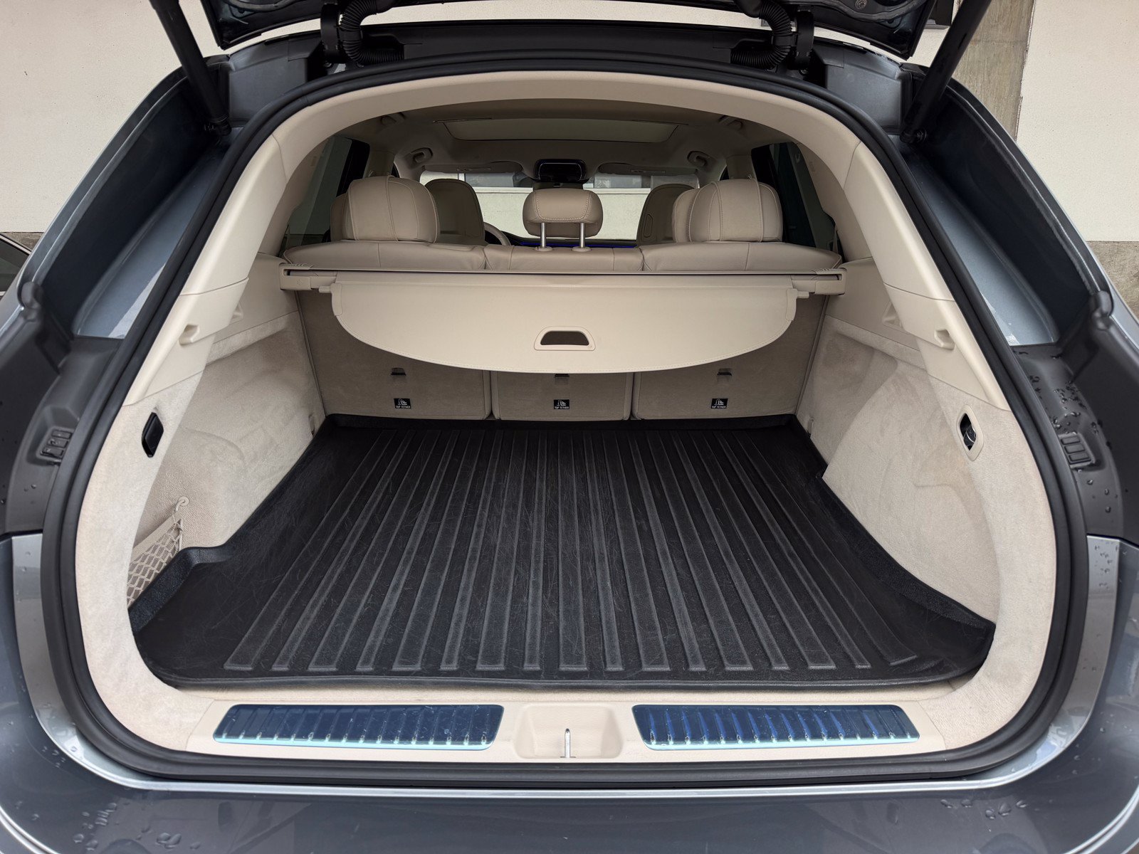 Used 2023 Mercedes-Benz EQS 580 4MATIC SUV image 17