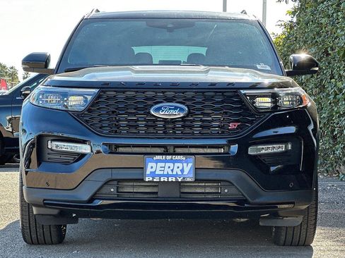 Used 2023 Ford Explorer ST w/ Equipment Group 401A image 2