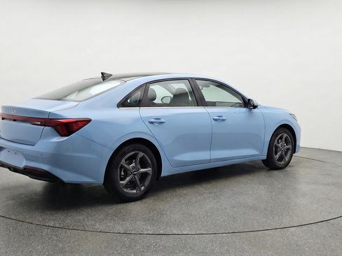 Used 2025 Kia K4 LXS image 9