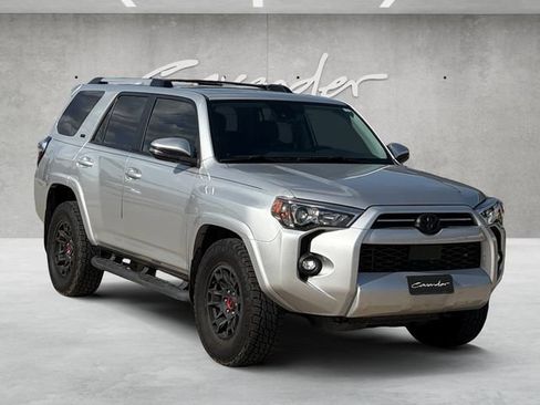 Used 2024 Toyota 4Runner SR5 Premium w/ Moonroof Package RWD image 2