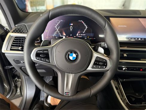 New 2026 BMW X5 xDrive40i w/ M Sport Package image 23